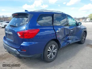 2019 Nissan Pathfinder SV with VIN 5N1DR2MN7KC615974, listed as a IAAI auction lot 41882548 with 117,512 mi miles. Bid and sale history available at carsss.com. Image 4.