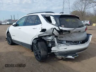 2023 Chevrolet Equinox RS z VIN 3GNAXMEG7PL203601, wystawiony jako IAAI lot #41913587 z przebiegiem 12 837 mil mil oraz . Historia ofert i sprzedaży dostępna na DreamBid. Obrazek 6.