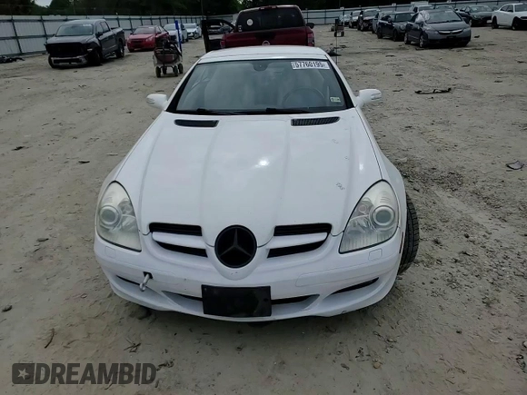 2005 Mercedes-Benz SLK 230/320 with VIN WDBWK56F75F054914, listed as a Copart auction lot 57760195 with 113,151 mi miles and Salvage title. Bid and sale history available at DreamBid. Image 13.