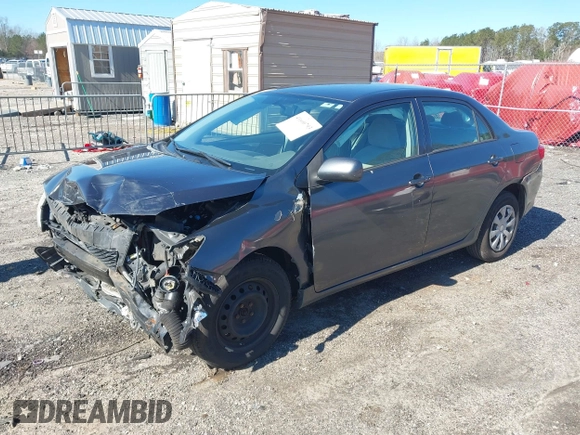2010 Toyota Corolla z VIN 1NXBU4EE9AZ382057, wystawiony jako IAAI lot #41600793 z przebiegiem 132 540 mil mil oraz . Historia ofert i sprzedaży dostępna na DreamBid. Obrazek 17.
