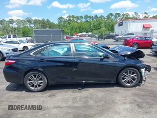 2017 Toyota Camry XLE z VIN 4T1BF1FK5HU712798, wystawiony jako IAAI lot #42268987 z przebiegiem 127 654 mil mil oraz . Historia ofert i sprzedaży dostępna na DreamBid. Obrazek 12.