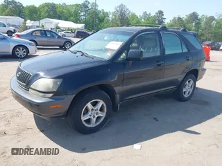 2000 Lexus RX 300 with VIN JT6HF10U9Y0102166, listed as a IAAI auction lot 42145663 with 137,514 mi miles. Bid and sale history available at carsss.com. Image 2.
