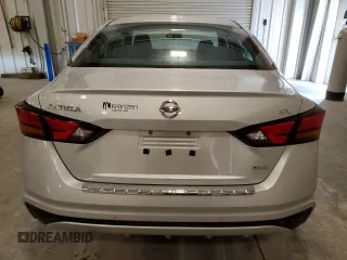 2022 Nissan Altima SV with VIN 1N4BL4DWXNN374881, listed as a Copart auction lot 52409335 with 28,189 mi miles and Salvage Title. Bid and sale history available at DreamBid. Image 6.