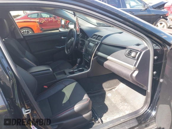 2017 Toyota Camry XLE with VIN 4T1BF1FK2HU754040, listed as a IAAI auction lot 41844369 with 247,772 mi miles. Bid and sale history available at carsss.com. Image 5.