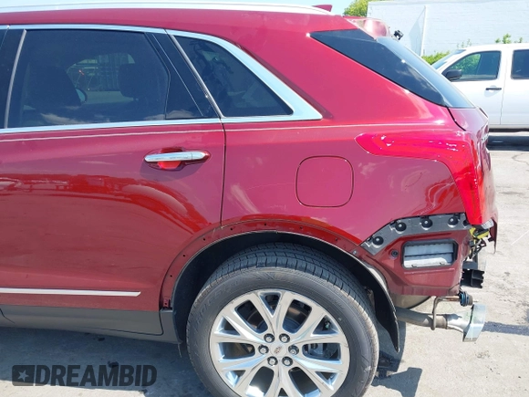 2017 Cadillac XT5 Luxury FWD z VIN 1GYKNBRS3HZ293677, wystawiony jako IAAI lot #42043025 z przebiegiem 89 975 mil mil oraz . Historia ofert i sprzedaży dostępna na DreamBid. Obrazek 21.