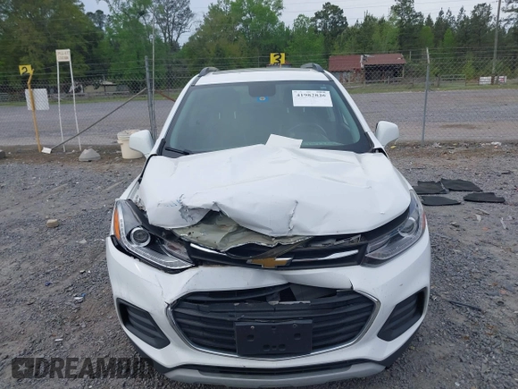 2019 Chevrolet Trax LT with VIN 3GNCJLSB7KL135287, listed as a IAAI auction lot 41982826 with 132,263 mi miles and . Bid and sale history available at carsss.com. Image 12.