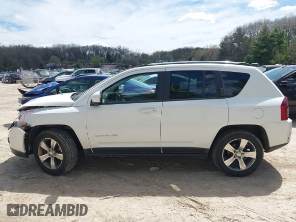 2017 Jeep Compass High Altitude with VIN 1C4NJDEB4HD176025, listed as a IAAI auction lot 42129709 with 135,812 mi miles. Bid and sale history available at carsss.com. Image 14.