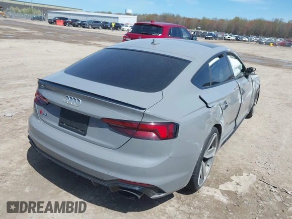 2019 Audi RS 5 Sportback z VIN WUABWCF53KA907286, wystawiony jako IAAI lot #42098943 z przebiegiem 62 275 mil mil oraz . Historia ofert i sprzedaży dostępna na DreamBid. Obrazek 4.