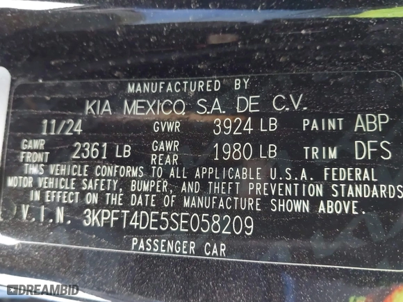 2025 Kia K4 LXS with VIN 3KPFT4DE5SE058209, listed as a IAAI auction lot 41908764 with 129 mi miles. Bid and sale history available at carsss.com. Image 9.