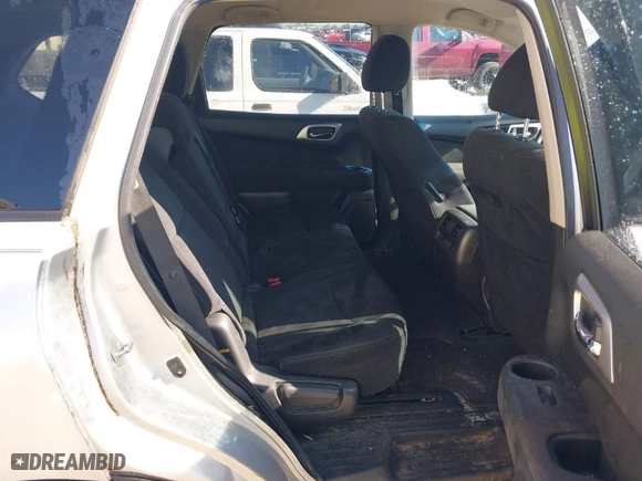 2014 Nissan Pathfinder SV with VIN 5N1AR2MN5EC733089, listed as a IAAI auction lot 42017470 with 159,523 mi miles. Bid and sale history available at carsss.com. Image 8.