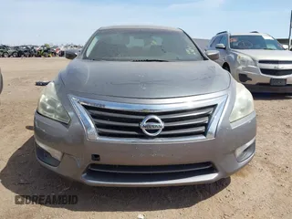 2014 Nissan Altima 2.5 with VIN 1N4AL3AP6EC169587, listed as a IAAI auction lot 41927779 with 177,008 mi miles. Bid and sale history available at carsss.com. Image 6.