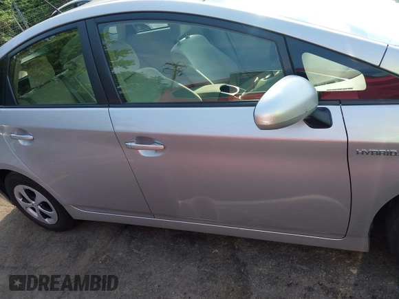 2015 Toyota Prius Four with VIN JTDKN3DU8F0474926, listed as a IAAI auction lot 42484473 with 261,539 mi miles and . Bid and sale history available at DreamBid. Image 14.