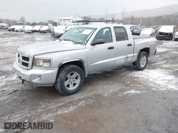 2011 Ram Dakota Bighorn/Lonestar with VIN 1D7RW3GK4BS662921, listed as a IAAI auction lot 41231333 with 190,634 mi miles. Bid and sale history available at carsss.com. Image 18.