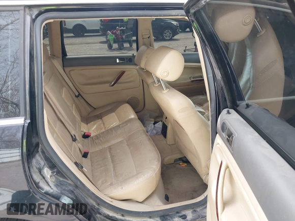 2005 Volkswagen Passat GLS z VIN WVWCE63B15E131558, wystawiony jako IAAI lot #42069590 z przebiegiem 241 886 mil mil oraz . Historia ofert i sprzedaży dostępna na DreamBid. Obrazek 8.