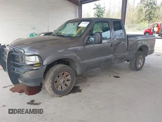 2003 Ford Super Duty F-250 XL with VIN 1FTNX21F33EA22565, listed as a IAAI auction lot 42004045 with 252,604 mi miles. Bid and sale history available at carsss.com. Image 17.