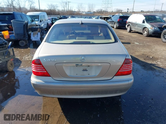 2003 Mercedes-Benz S-Class 4.3L with VIN WDBNG70J73A381880, listed as a IAAI auction lot 41547318 with 136,606 mi miles. Bid and sale history available at carsss.com. Image 16.