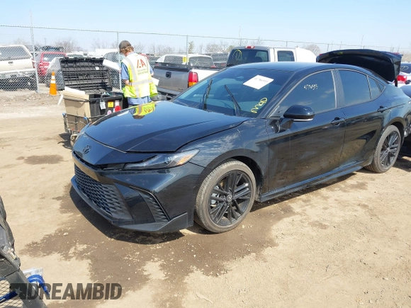 2025 Toyota Camry LE with VIN 4T1DAACK8SU087087, listed as a IAAI auction lot 41786593 with 4,901 mi miles and . Bid and sale history available at DreamBid. Image 2.