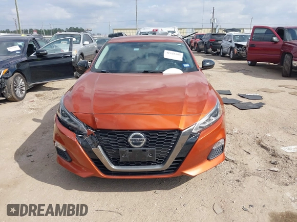 2021 Nissan Altima 2.5 SR with VIN 1N4BL4CV0MN356915, listed as a IAAI auction lot 41528599 with 35,070 mi miles. Bid and sale history available at carsss.com. Image 13.