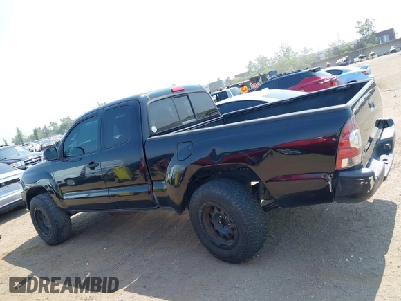 2013 Toyota Tacoma with VIN 5TFTX4CNXDX029302, listed as a IAAI auction lot 42636315 with 181,785 mi miles and . Bid and sale history available at DreamBid. Image 14.