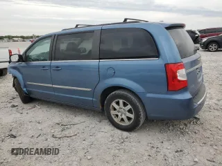 2011 Chrysler Town & Country Touring z VIN 2A4RR5DG7BR780048, wystawiony jako Copart lot #57401045 z przebiegiem 158 994 mil mil oraz Czysty tytuł • Clean title. Historia ofert i sprzedaży dostępna na DreamBid. Obrazek 2.