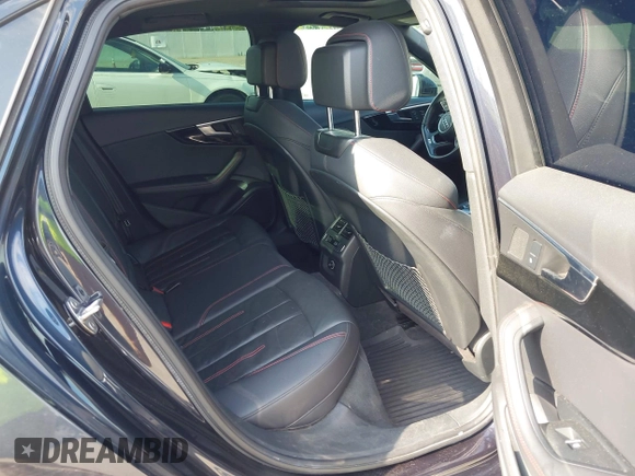 2018 Audi A4 Premium Plus z VIN WAUENAF48JA061984, wystawiony jako IAAI lot #42188859 z przebiegiem 105 155 mil mil oraz . Historia ofert i sprzedaży dostępna na DreamBid. Obrazek 8.