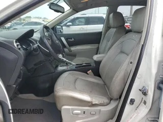 2011 Nissan Rogue SV z VIN JN8AS5MT4BW180927, wystawiony jako Copart lot #59509995 z przebiegiem 90 857 mil mil oraz Szkoda całkowita • Salvage title. Historia ofert i sprzedaży dostępna na DreamBid. Obrazek 7.
