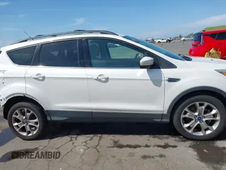 2013 Ford Escape SEL with VIN 1FMCU0HX9DUD78203, listed as a IAAI auction lot 42022707 with 91,709 mi miles. Bid and sale history available at carsss.com. Image 14.