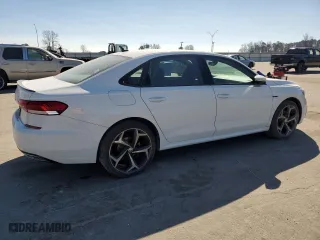 2021 Volkswagen Passat 2.0T R-Line with VIN 1VWMA7A34MC015280, listed as a Copart auction lot 47466685 with 29,107 mi miles and Salvage Title. Bid and sale history available at carsss.com. Image 3.