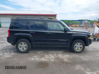 2017 Jeep Patriot Sport with VIN 1C4NJRBB7HD128164, listed as a IAAI auction lot 42577060 with 153,125 mi miles and . Bid and sale history available at DreamBid. Image 13.