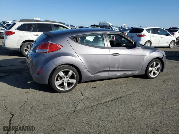 2014 Hyundai Veloster with VIN KMHTC6AD4EU193239, listed as a Copart auction lot 81298294 with 75,740 mi miles and Salvage Title. Bid and sale history available at carsss.com. Image 3.