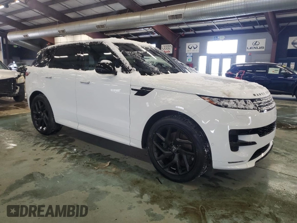 2023 Land Rover Range Rover Sport SE Dynamic with VIN SAL1L9FU3PA139272, listed as a Copart auction lot 41830165 with 25,609 mi miles and Clean Title. Bid and sale history available at carsss.com. Image 4.