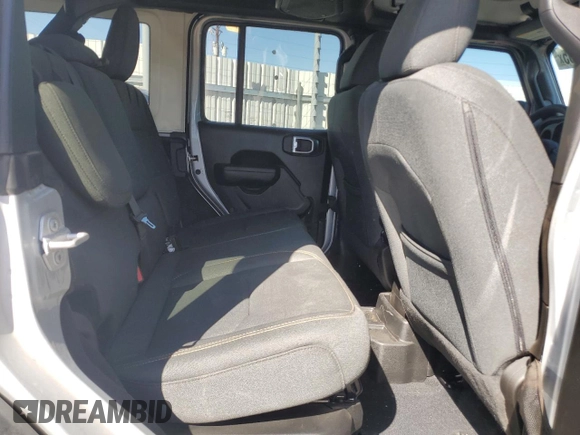2024 Jeep Wrangler Willys z VIN 1C4RJXN6XRW203949, wystawiony jako Copart lot #49070605 z przebiegiem 10 907 mil mil oraz Czysty tytuł • Clean title. Historia ofert i sprzedaży dostępna na DreamBid. Obrazek 11.
