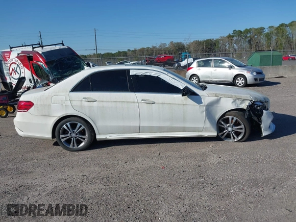 2015 Mercedes-Benz E 350 Sport с VIN WDDHF5KB4FB135434, выставлен на аукционе IAAI как лот 41782298 с пробегом 73 152 миль миль и . История ставок и продаж доступна на DreamBid. Изображение 12.