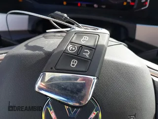 2022 Volkswagen Atlas SE with VIN 1V2HE2CA8NC224402, listed as a IAAI auction lot 41964747 with 50,233 mi miles and . Bid and sale history available at DreamBid. Image 11.