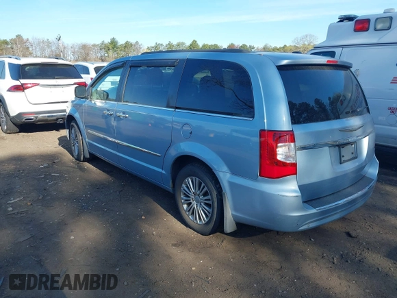 2013 Chrysler Town & Country Touring-L with VIN 2C4RC1CG2DR531435, listed as a IAAI auction lot 42107438 with 119,353 mi miles. Bid and sale history available at carsss.com. Image 3.
