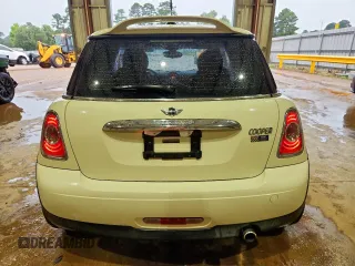 2012 MINI Hardtop z VIN WMWSU3C54CT543437, wystawiony jako Copart lot #60613355 z przebiegiem 43 932 mil mil oraz Szkoda całkowita • Salvage title. Historia ofert i sprzedaży dostępna na DreamBid. Obrazek 6.
