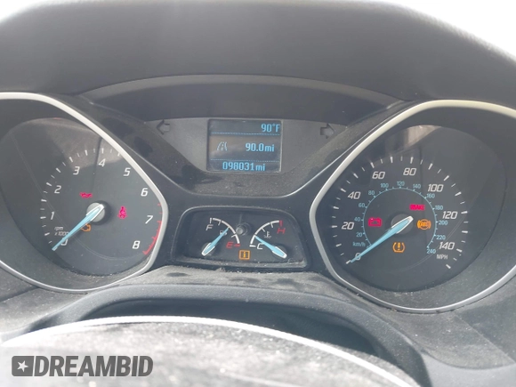 2013 Ford Focus S with VIN 1FADP3E2XDL154959, listed as a IAAI auction lot 42114562 with 98,031 mi miles. Bid and sale history available at carsss.com. Image 7.