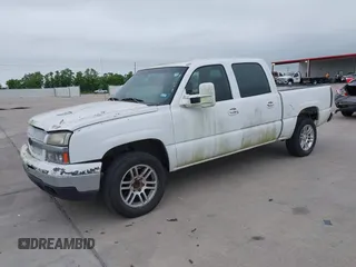 2005 Chevrolet Silverado 1500 LS z VIN 2GCEC13TX51264590, wystawiony jako IAAI lot #42333287 z przebiegiem 179 230 mil mil oraz . Historia ofert i sprzedaży dostępna na DreamBid. Obrazek 2.