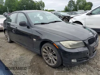 2011 BMW 3 Series 328i xDrive with VIN WBAPK5C58BA655062, listed as a Copart auction lot 61531785 with 211,145 mi miles and Salvage title. Bid and sale history available at DreamBid. Image 4.