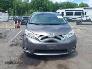 2011 Toyota Sienna XLE with VIN 5TDDK3DC8BS028176, listed as a IAAI auction lot 42592654 with 161,992 mi miles and . Bid and sale history available at DreamBid. Image 12.