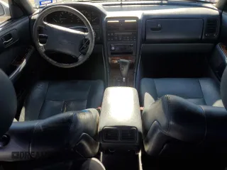 1991 Lexus LS z VIN JT8UF11E0M0082199, wystawiony jako Copart lot #43665155 z przebiegiem 254 548 mil mil oraz Czysty tytuł • Clean title. Historia ofert i sprzedaży dostępna na DreamBid. Obrazek 8.