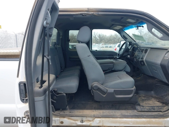 2013 Ford F-250 XL with VIN 1FT7X2B60DEB53722, listed as a IAAI auction lot 41890186 with 236,994 mi miles and . Bid and sale history available at DreamBid. Image 8.
