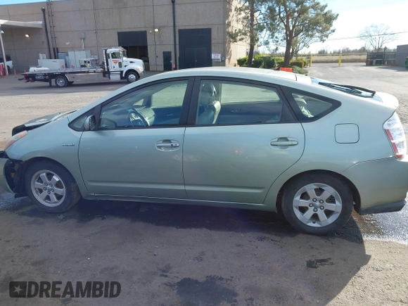 2007 Toyota Prius with VIN JTDKB20U177625803, listed as a IAAI auction lot 41296690 with Not Provided miles. Bid and sale history available at carsss.com. Image 14.