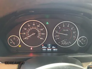 2018 BMW 3 Series 330i with VIN WBA8B9G56JNU98063, listed as a Copart auction lot 48202215 with 38,782 mi miles and Salvage title. Bid and sale history available at DreamBid. Image 9.