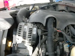 2002 Chevrolet Avalanche z VIN 3GNEC13T32G194876, wystawiony jako IAAI lot #42432682 z przebiegiem 298 344 mil mil oraz . Historia ofert i sprzedaży dostępna na DreamBid. Obrazek 20.