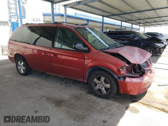2005 Dodge Caravan SXT with VIN 2D4GP44L65R120861, listed as a Copart auction lot 57040565 with 244,971 mi miles and Salvage title. Bid and sale history available at DreamBid. Image 4.