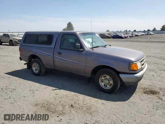 1995 Ford Ranger XLT z VIN 1FTCR10X0SPA73451, wystawiony jako Copart lot #60576195 z przebiegiem 140 064 mil mil oraz Czysty tytuł • Clean title. Historia ofert i sprzedaży dostępna na DreamBid. Obrazek 4.