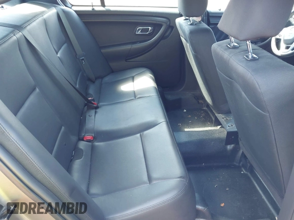 2018 Ford Police Interceptor with VIN 1FAHP2MKXJG114544, listed as a IAAI auction lot 42237695 with 100,824 mi miles and . Bid and sale history available at DreamBid. Image 8.