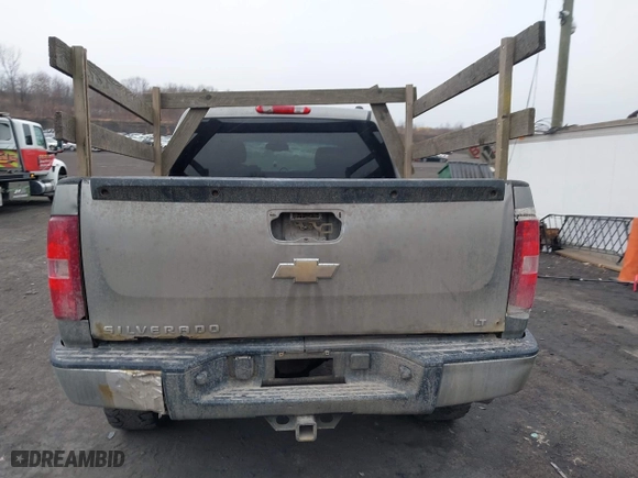 2007 Chevrolet Silverado 1500 LTZ with VIN 2GCEK13M571581790, listed as a IAAI auction lot 41663432 with 184,977 mi miles. Bid and sale history available at carsss.com. Image 16.