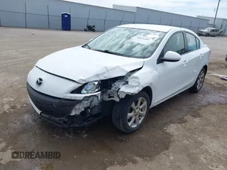 2011 Mazda 3 i Touring with VIN JM1BL1VF2B1902424, listed as a IAAI auction lot 42031445 with 184,220 mi miles and . Bid and sale history available at carsss.com. Image 18.